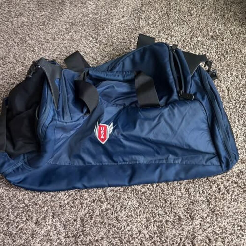 Nike Team USA Track & Field Duffel Bag Navy Blue Gym Travel Utility Medium